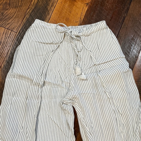Faithfull The Brand White Striped Wide Leg Pants Women’s Size 6 Boho Linen Blend - Picture 3 of 6